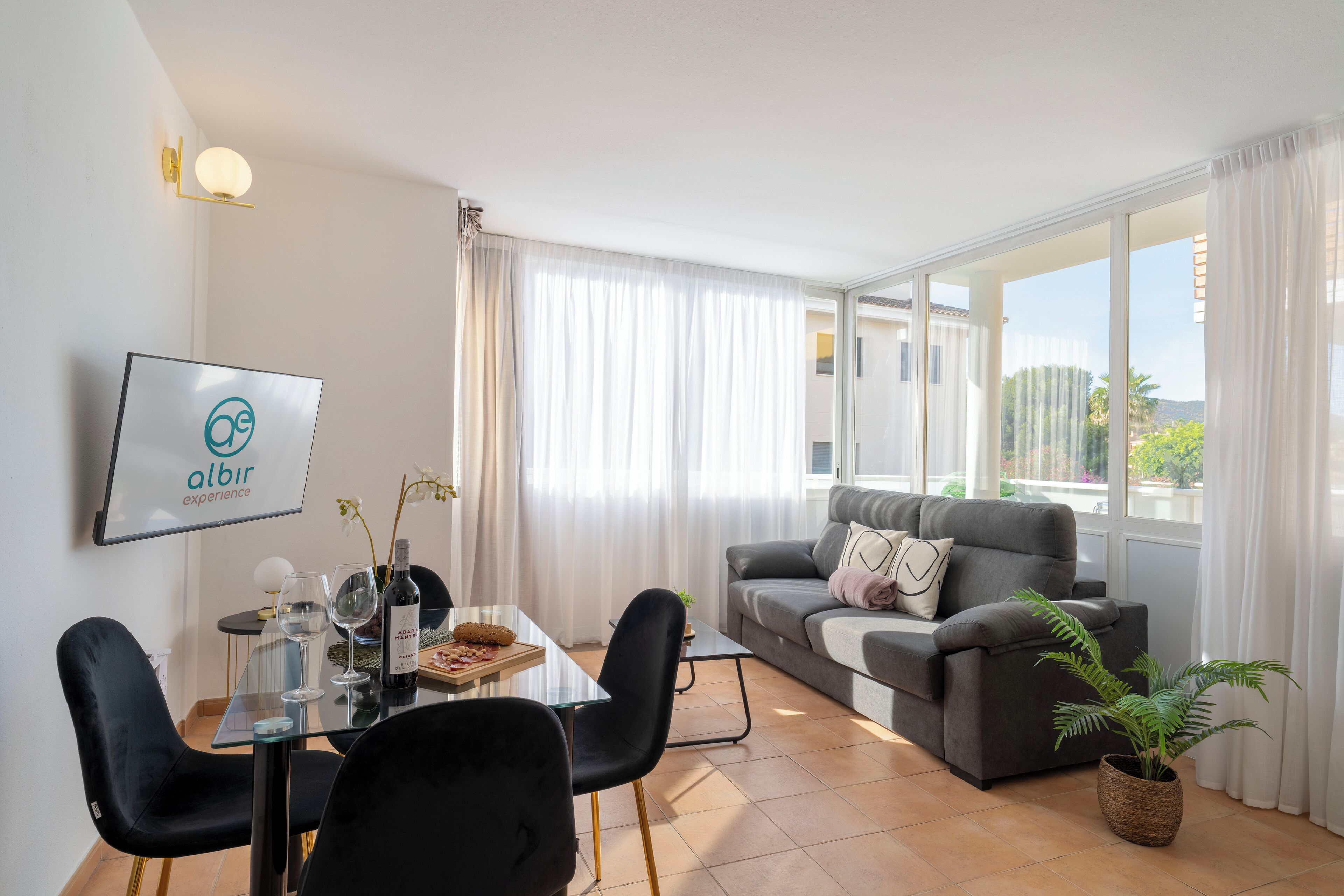 Superior Apartment, Balcony, Pool View | Living area