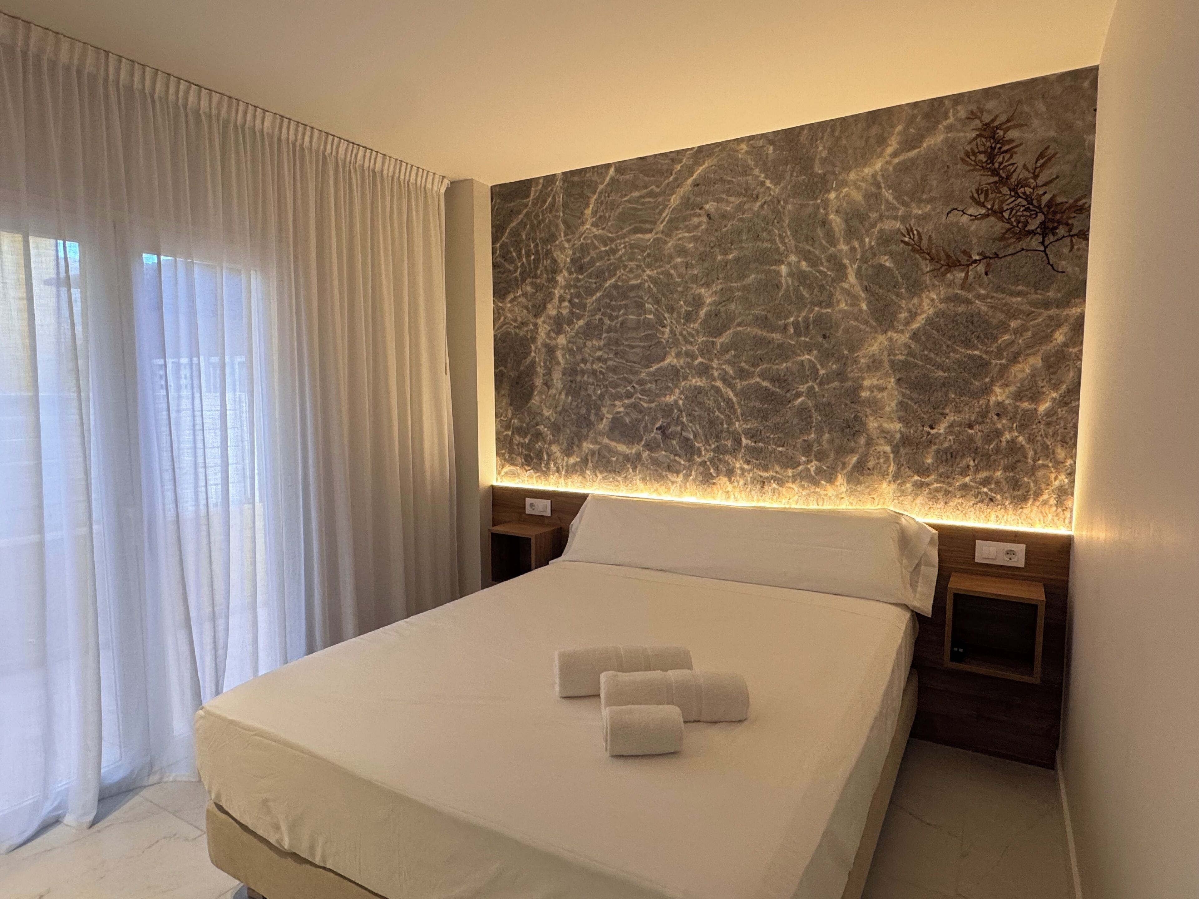 Premium Apartment, Mobility Accessible, Patio | Free WiFi