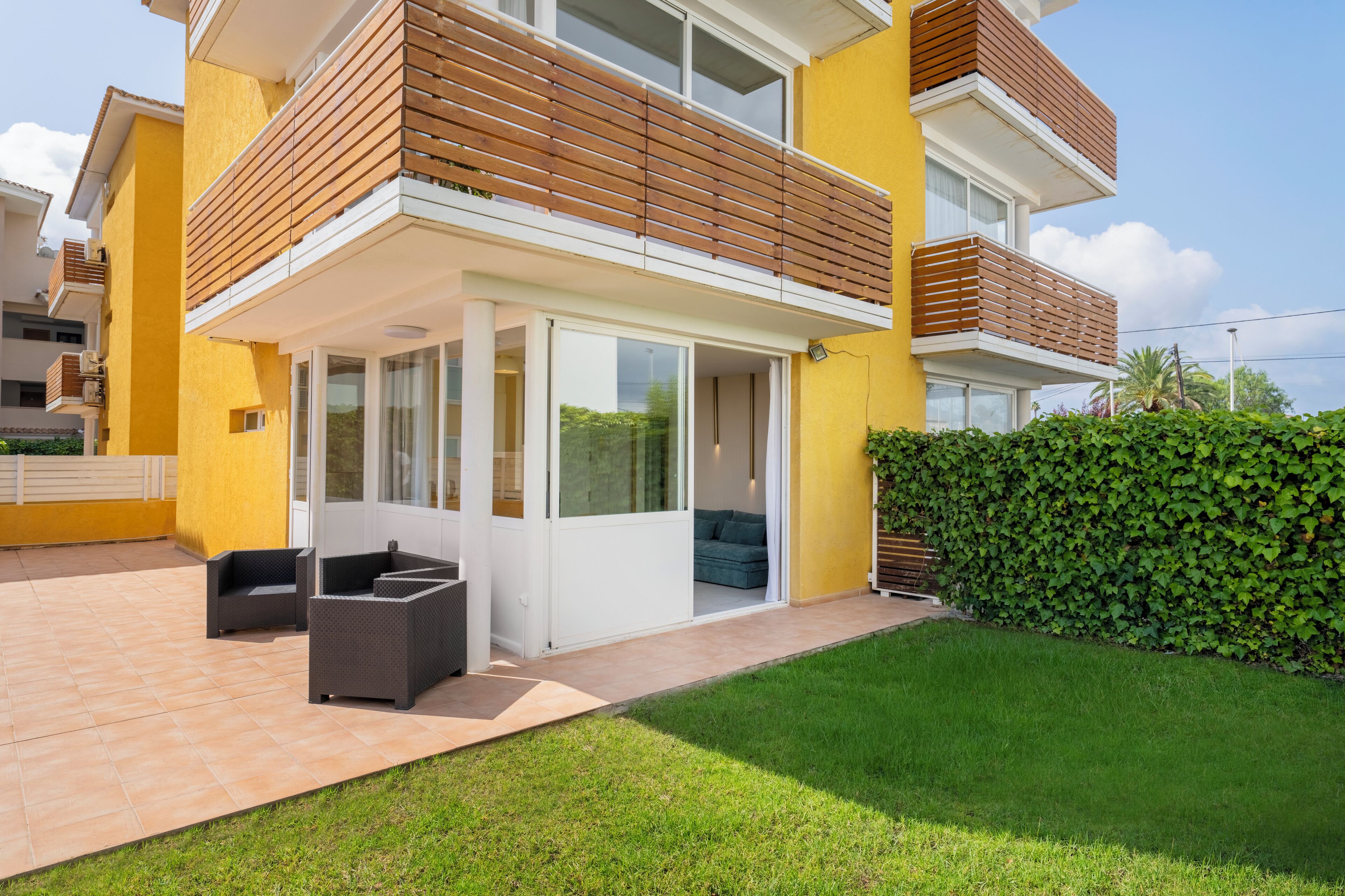 Premium-lejlighed - terrasse - udsigt til have | Terrasse/gårdhave