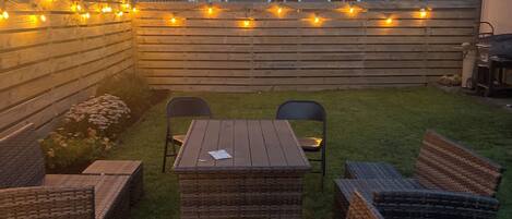 Outdoor dining