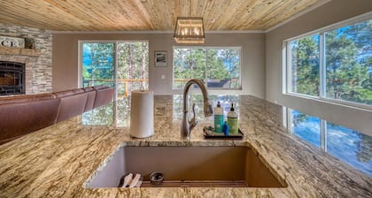 Secluded Mountain Retreat | Stunning Views