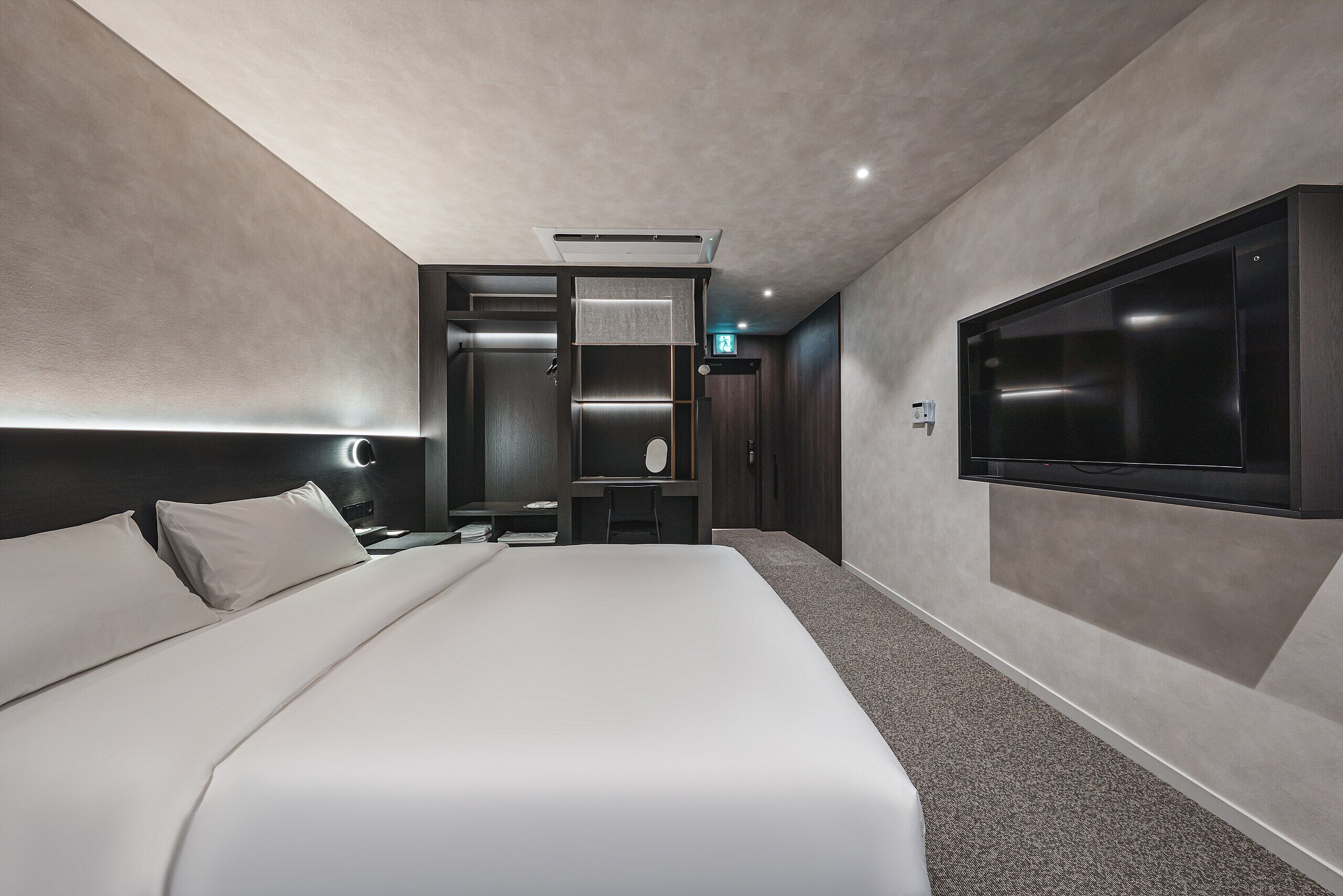 Standard Double Room, 1 Queen Bed, Non Smoking, Microwave | Blackout drapes, iron/ironing board, free WiFi