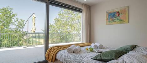 Familjevilla - flera sovrum - intill bergen (Wellness Vila Vinita) | 3 sovrum, strykjärn/strykbräda, gratis wi-fi och sängkläder