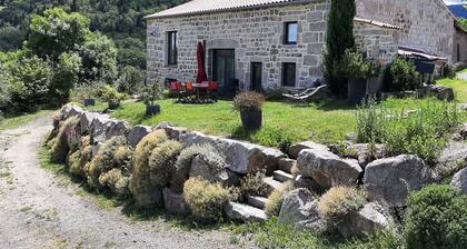 Holiday Home 'La Clé Des Champs' with Mountain View, Private Terrace and Wi-Fi
