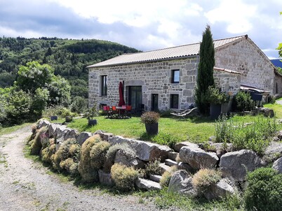 Holiday Home 'La Clé Des Champs' with Mountain View, Private Terrace and Wi-Fi