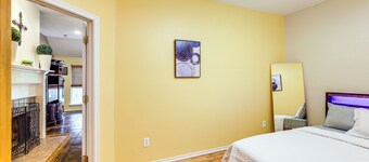 DFW Fun Awaits: Family Home in Crowley!