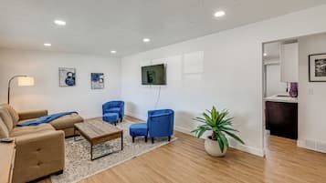 Rumah (2 Bedrooms) | Interior