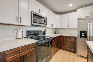 Ev (2 Bedrooms) | İç mekân