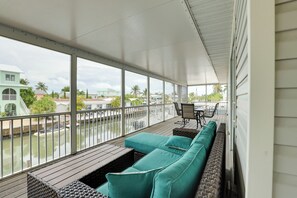 Casa (2 Bedrooms) | Interior