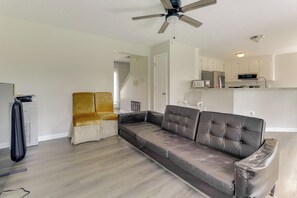 Ev (2 Bedrooms) | İç mekân