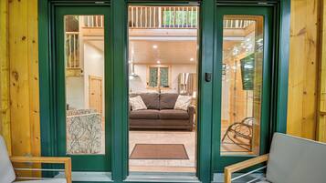 House (1 Bedroom) | Interior