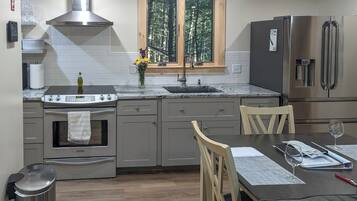 House (1 Bedroom) | Interior