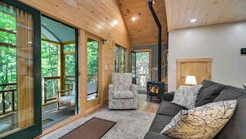 House (1 Bedroom) | Interior