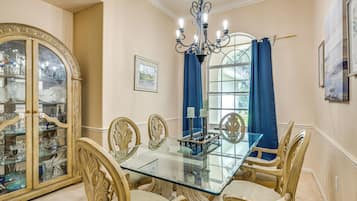 Σπίτι (4 Bedrooms) | Εσωτερικοί χώροι