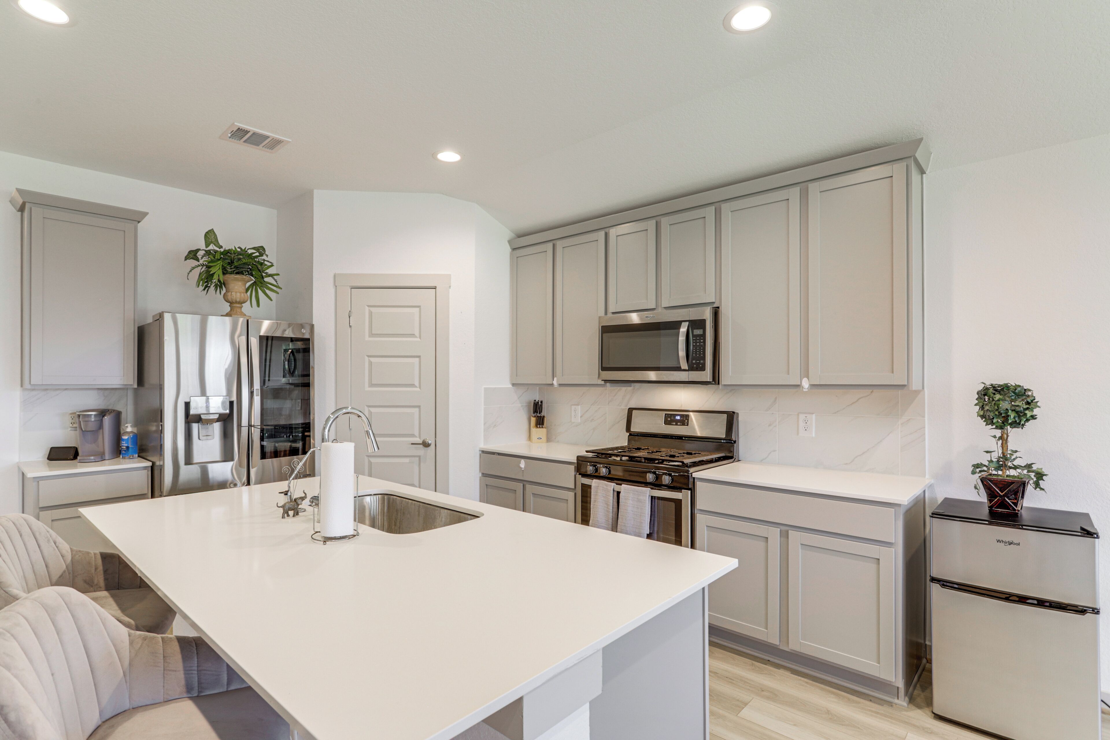 House (2 Bedrooms) | Interior