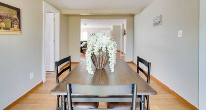 Charming & Convenient Home in Butler