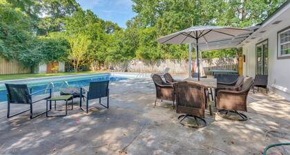 Game, Swim & Explore: Family Home in Pensacola