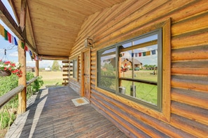 Interior - Southwest Montana Ski Country: Family Cabin Escape (Wisdom)