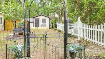 Apartment (0 Bedroom) | Interior