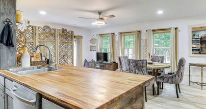 7 Mi to Kitty Hawk Pier & Beach: Studio w/ Patio!