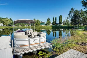 House (3 Bedrooms) | Interior - Waterfront Retreat w/ Dock & Yard in Reed City! (Reed City)