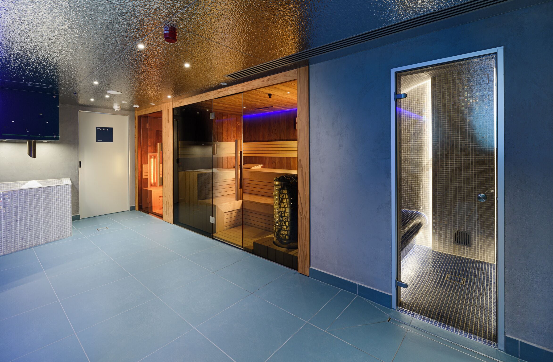 2 salas de tratamento, massagens