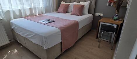 Standard Room | Free WiFi