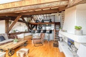 Interior - Le Boisé merveilleux duplex rustique (Cannes)