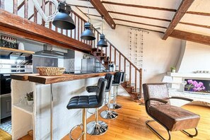 Interior - Le Boisé merveilleux duplex rustique (Cannes)