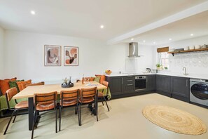 Ruokailu