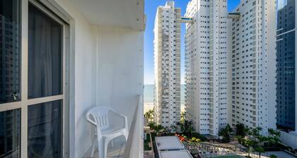 2BR apt 150m Beach Balneario Camboriu Esd143