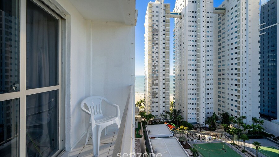 2BR apt 150m Beach Balneario Camboriu Esd143