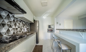Basic Apartment | Private kitchen