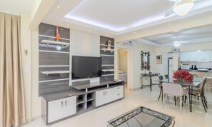 Interior - 2BR Full apt Beachfront Ese0102 (Balneário Camboriú)