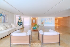 Basic Apartment | Interior