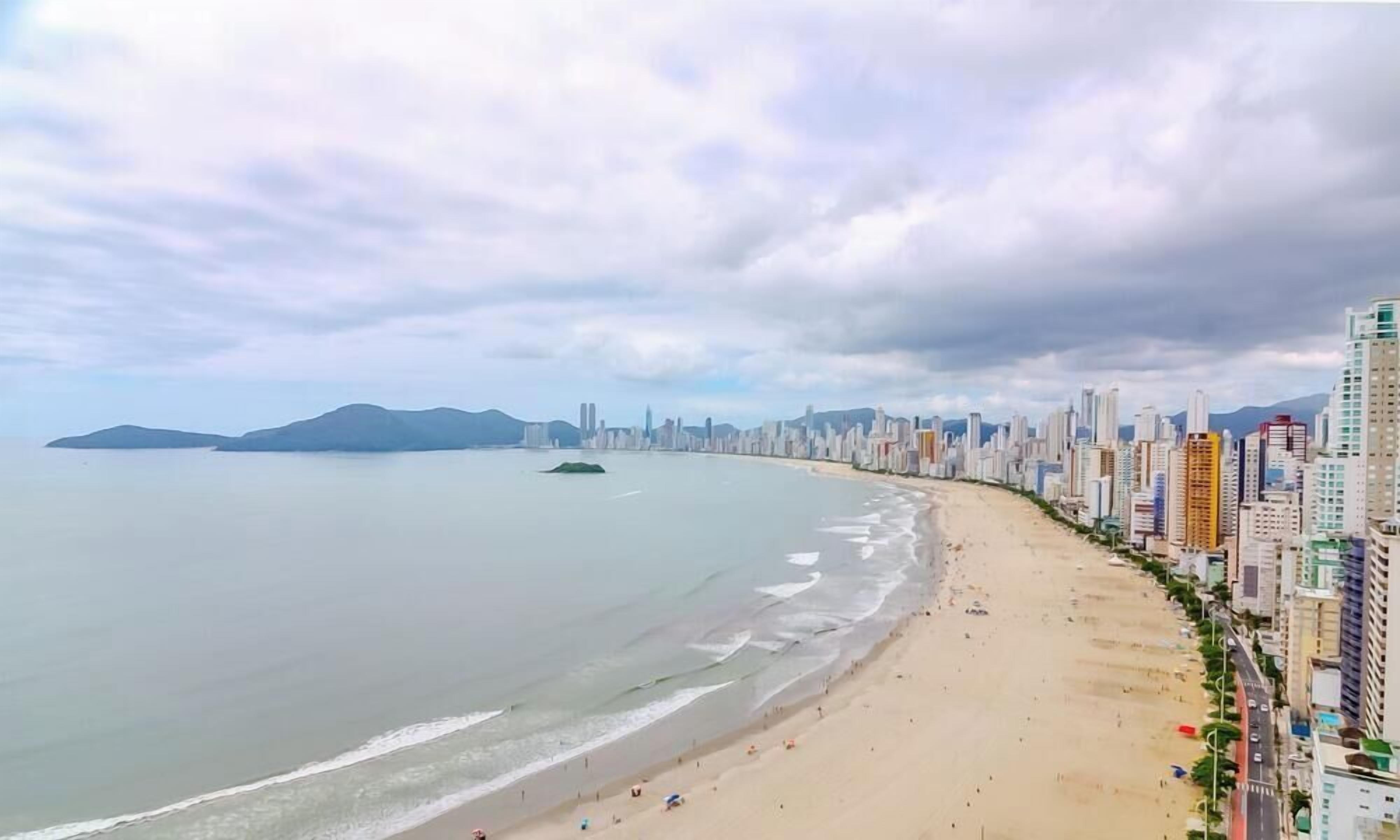 Basic Apartment | Beach