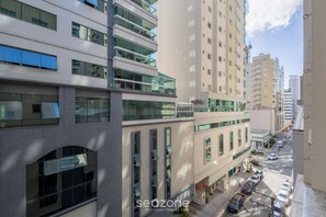 Basic Apartment | Exterior