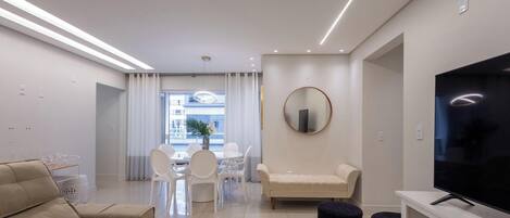 Basic Apartment | Living area