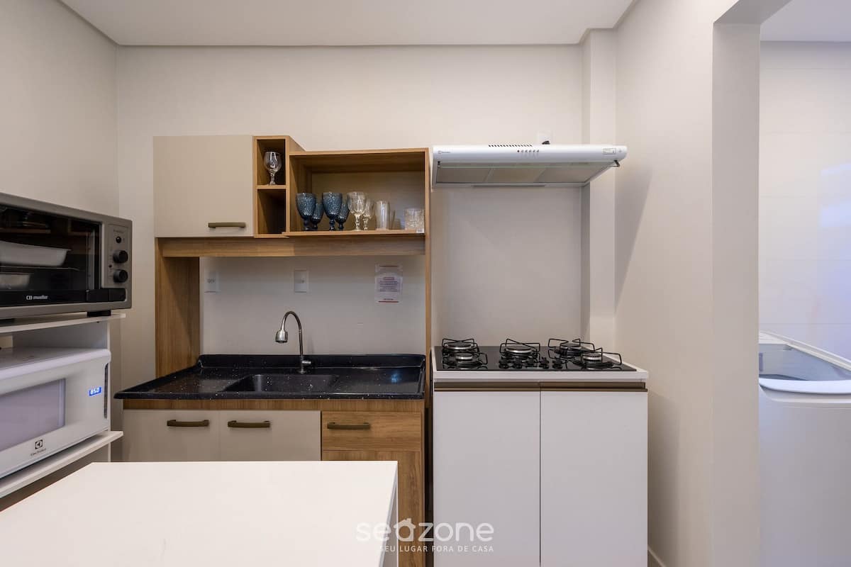 Basic Apartment | Private kitchen