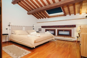 2 habitaciones, tabla de planchar con plancha y wifi gratis 