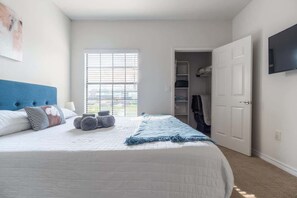1 chambre, fer et planche à repasser, Wi-Fi, literie fournie