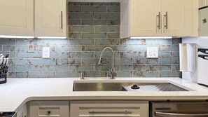 Fridge, microwave, oven, stovetop - Sequim Bay Haven The (Sequim)