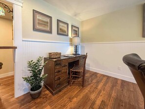 المنشأة من الداخل