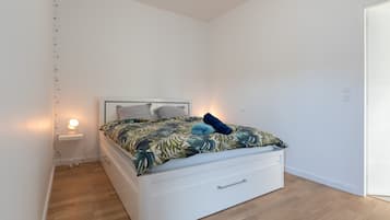 1 chambre, fer et planche Ă repasser, draps fournis