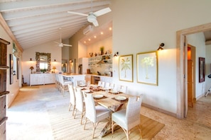House, 3 Bedrooms | Dining
