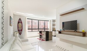 Basic Apartment | Living area