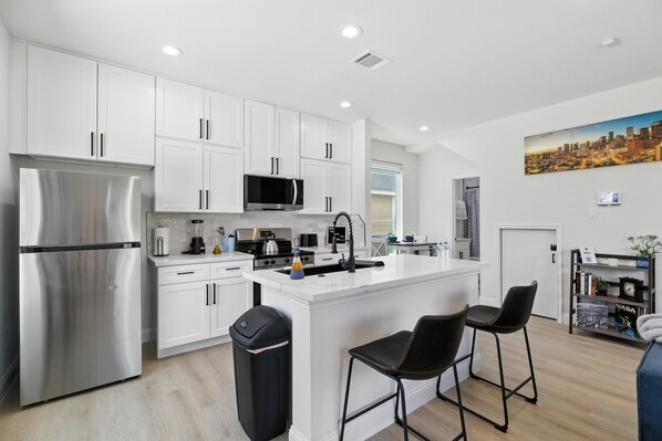 Duplex, 3 quartos | Cozinha privada | Geladeira, fogão, cafeteira/chaleira, torradeira