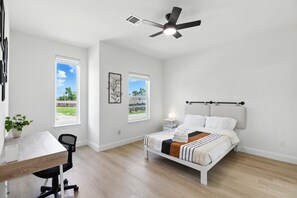 3 bedrooms, laptop workspace, iron/ironing board, free WiFi