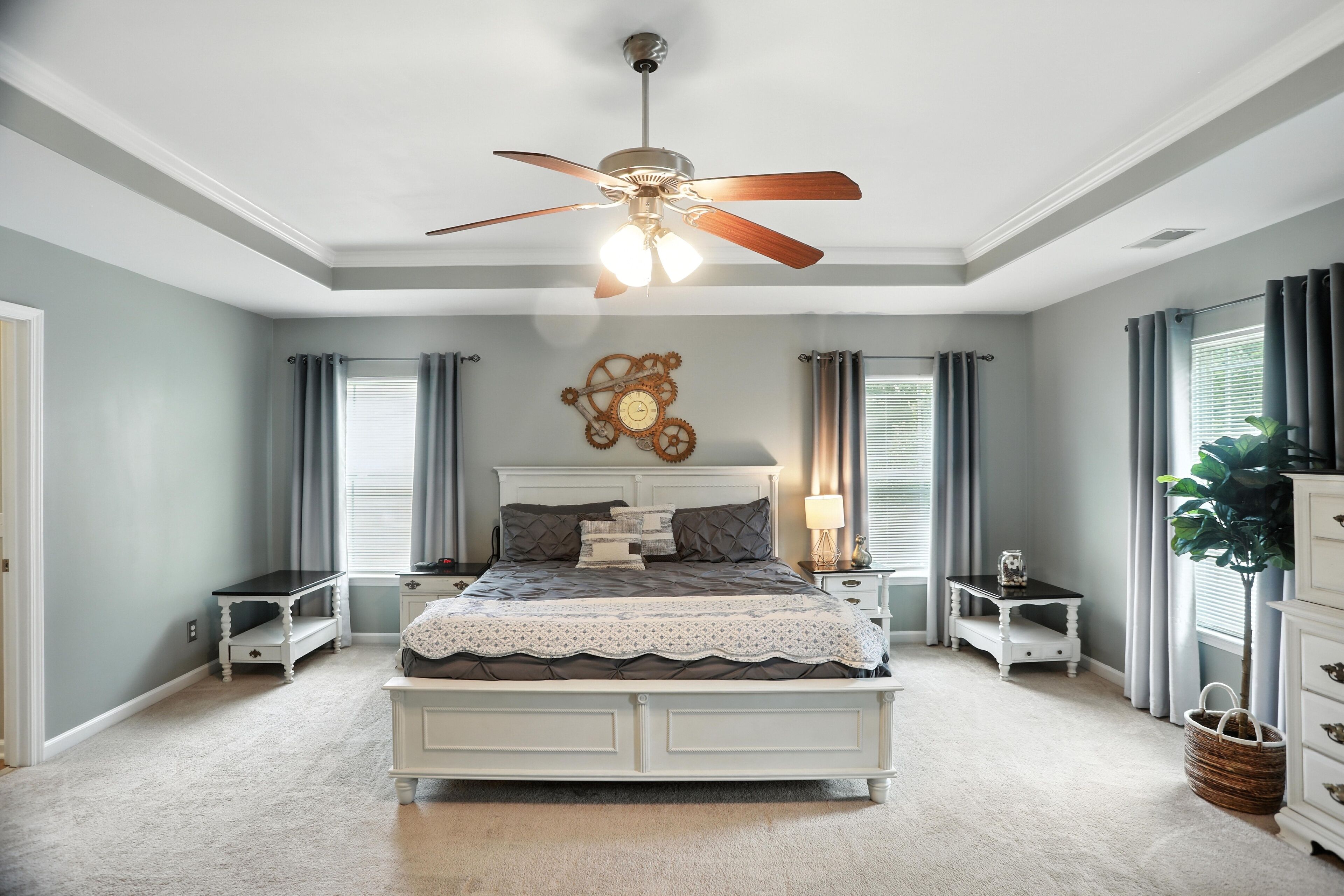 House, 4 Bedrooms | 4 bedrooms, laptop workspace, iron/ironing board, cribs/infant beds