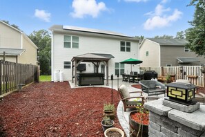 House, 4 Bedrooms | Outdoor dining